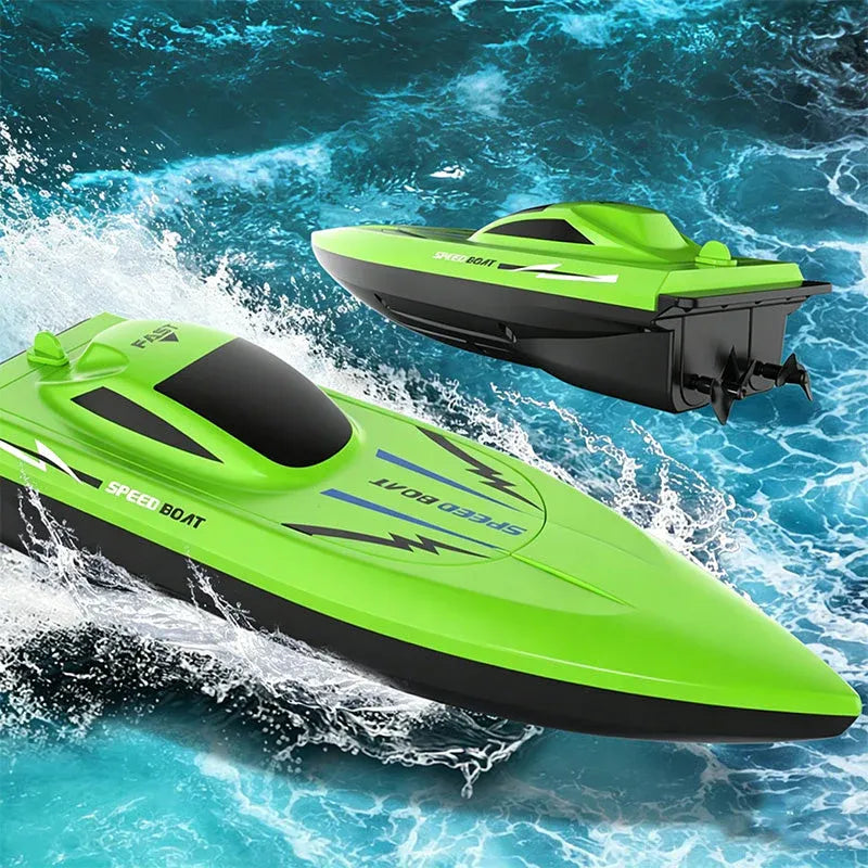 🥳2026 HOT SALE🥳💞50K+ SOLD!🌊⚡ ! Dual‐Motor RC Boat – Twin engines, 2.4GHz control, waterproof & impact‐resistant. Slice through waves at insane speed! 🌊🚤