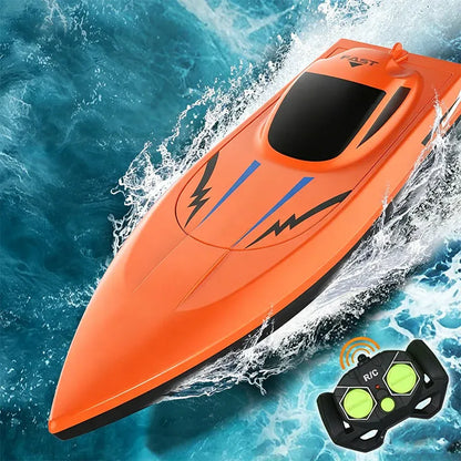🥳2026 HOT SALE🥳💞50K+ SOLD!🌊⚡ ! Dual‐Motor RC Boat – Twin engines, 2.4GHz control, waterproof & impact‐resistant. Slice through waves at insane speed! 🌊🚤